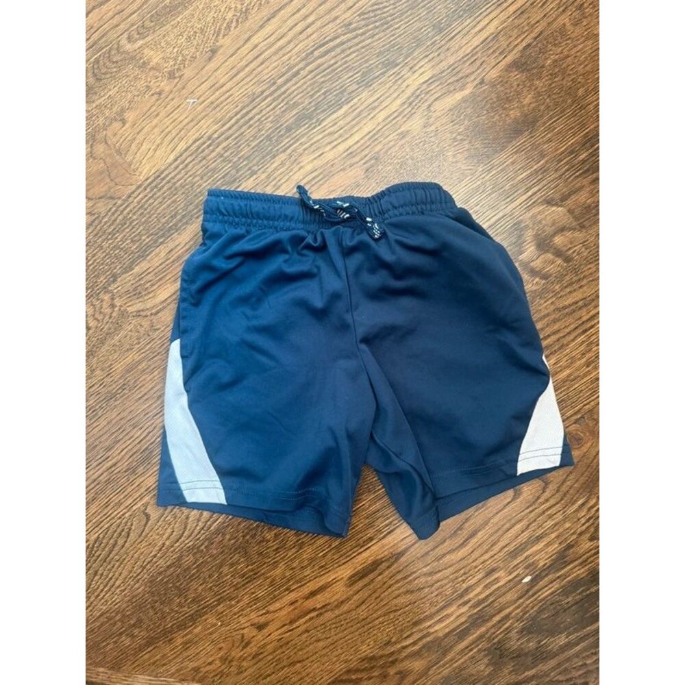 Boys Size 4/5 Clothing Lot Under Armour Levi’s Batman Monster Jam Old Navy 17 Pc - Picture 8 of 16